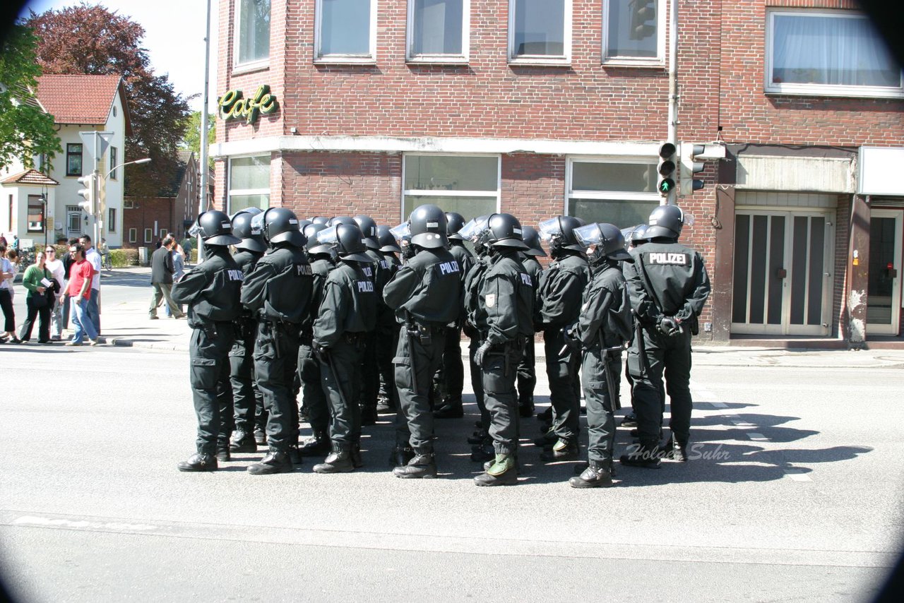 Bild 33 - NPD in Bramstedt am 1.5.07